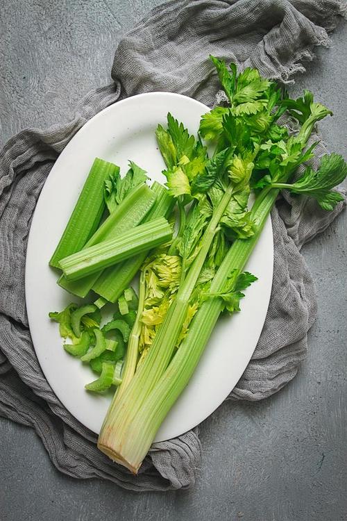 刮油最狠的四种减肥蔬菜推荐最适合减肥越吃越瘦