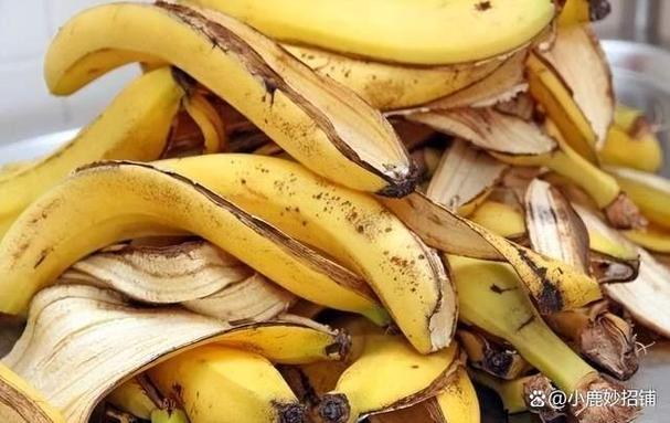 香蕉皮的8个妙用学能解决生活中一大堆问题可惜你们都不知道