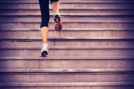 每天爬楼梯多少层为宜 爬楼梯的减肥效果怎么样
