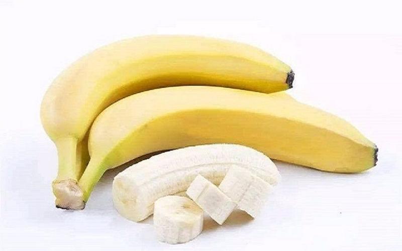 香蕉皮功效(香蕉皮神奇功效,美白祛斑,缓解皮肤炎症)