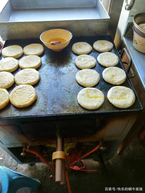 鹤壁哪里可以学做打烧饼技术培训市场空间大