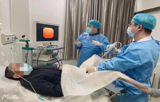 探膀胱究镜渭南市中心医院泌尿外科开创膀胱镜无痛检查新时代