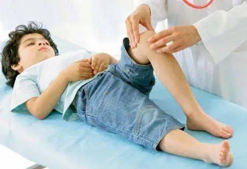 孩子经常说膝盖疼家长要警惕很可能是这几种问题